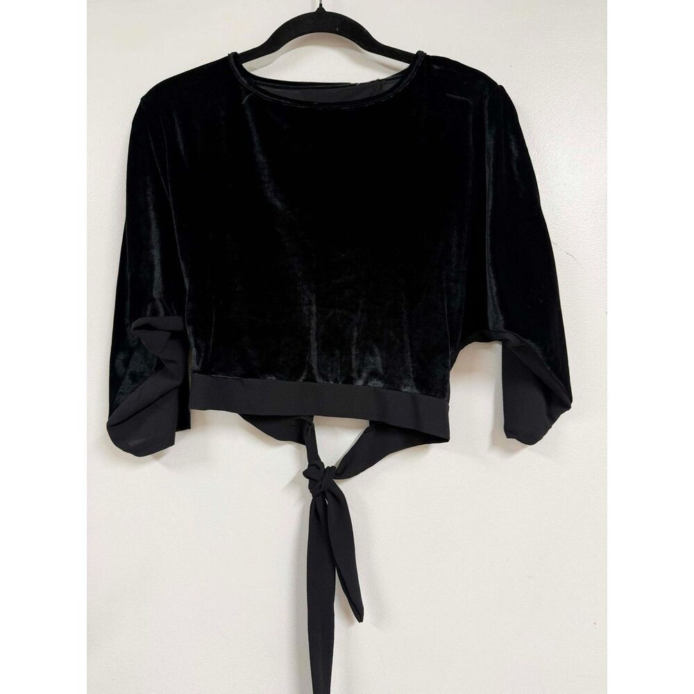 Saxx Black Velvet Crop Top Size 38